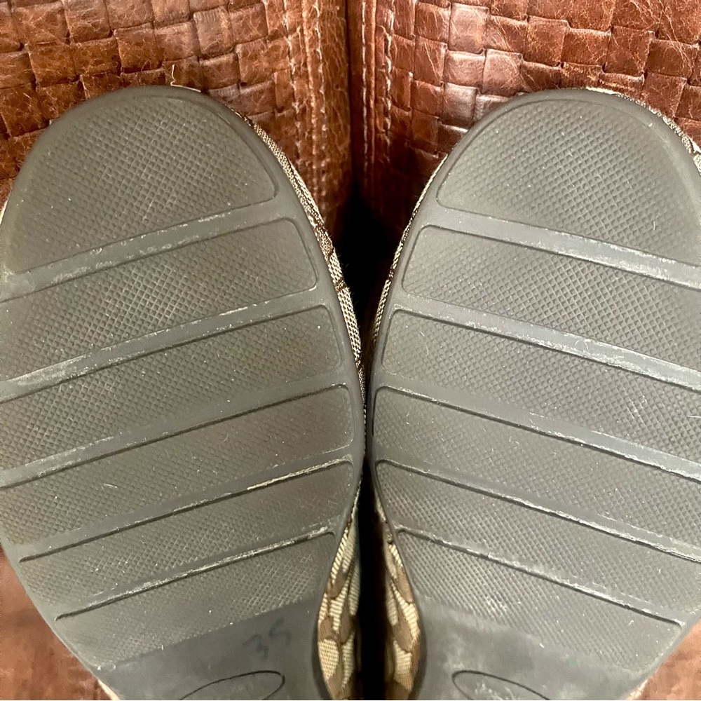 Coach Olive Classic Monogram Logo Print Canvas Leather Trimmed Loafers Size 8 - Picture 11 of 16